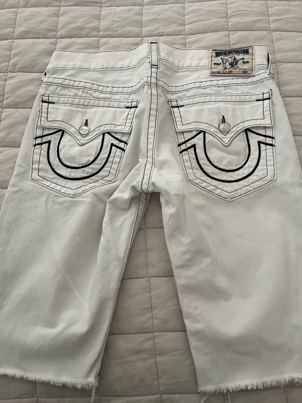 Men’s true religion jean shot cut off